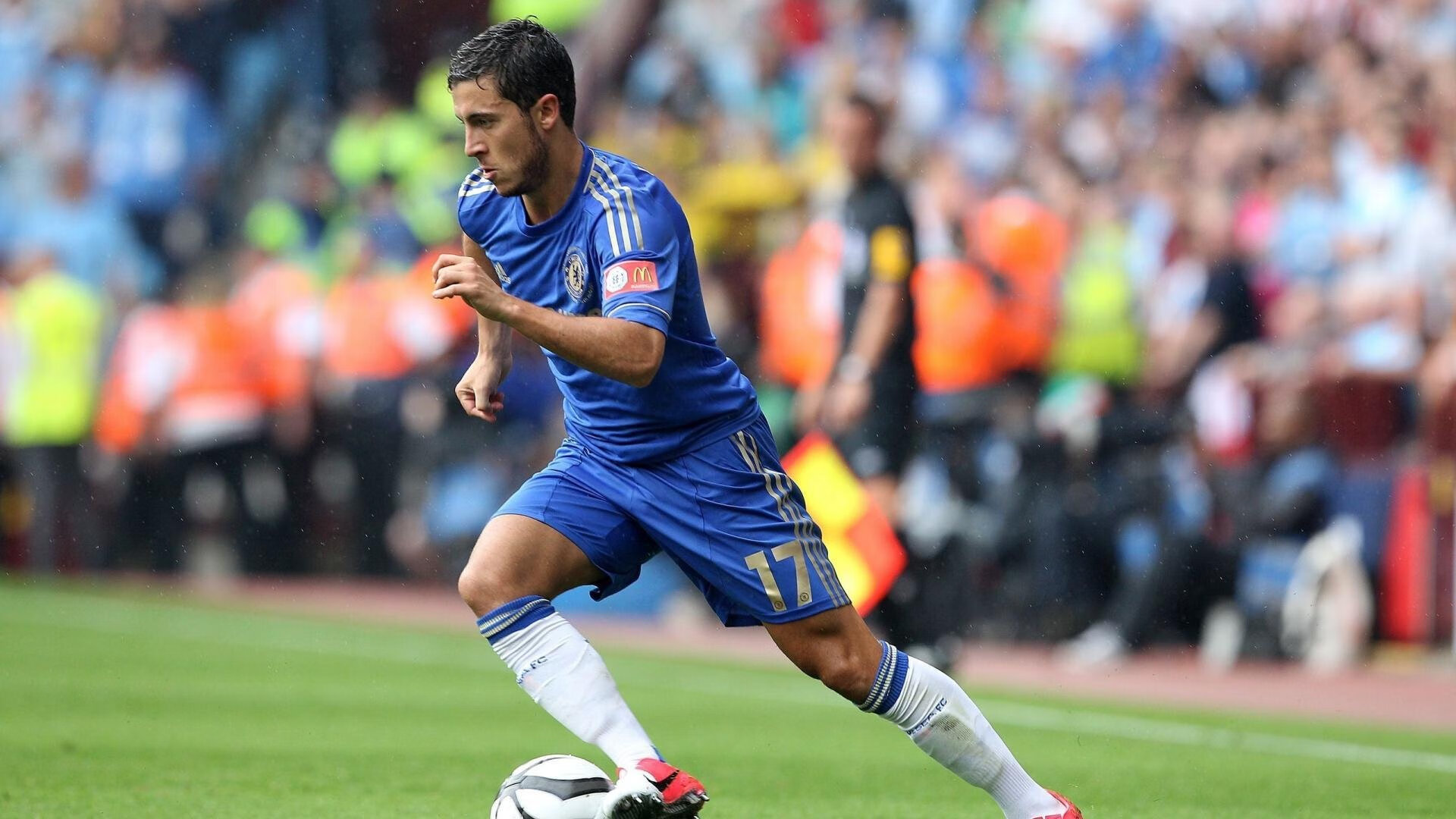 多米尼克骑行比赛吸引众多骑手,多米尼克属于哪